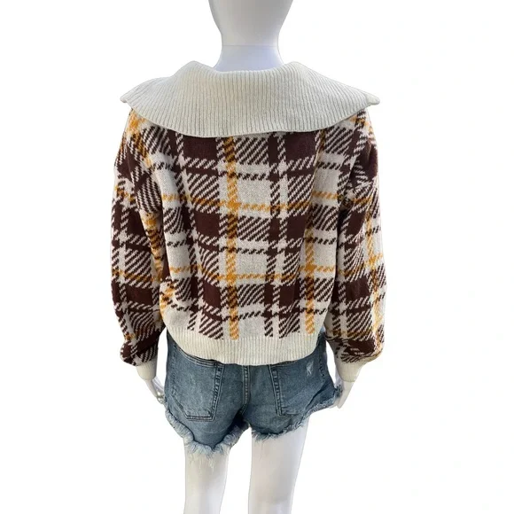 Almost Famous Crop Top - Picture 5 of 8